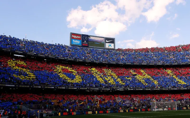 استعراض ساحر لـ”أساطير برشلونة”.. ثمانية أهداف في شباك ليفربول بروح جيل برلين